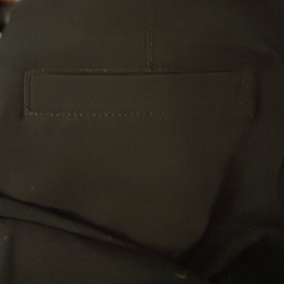 H & M Black pants Size 6 4 pockets 15 waist x 9 rise x 35 length - Picture 5 of 7